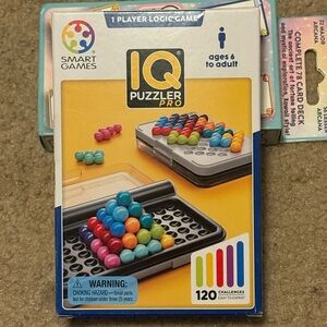 NWT IQ Puzzler Pro - 1 player logic game